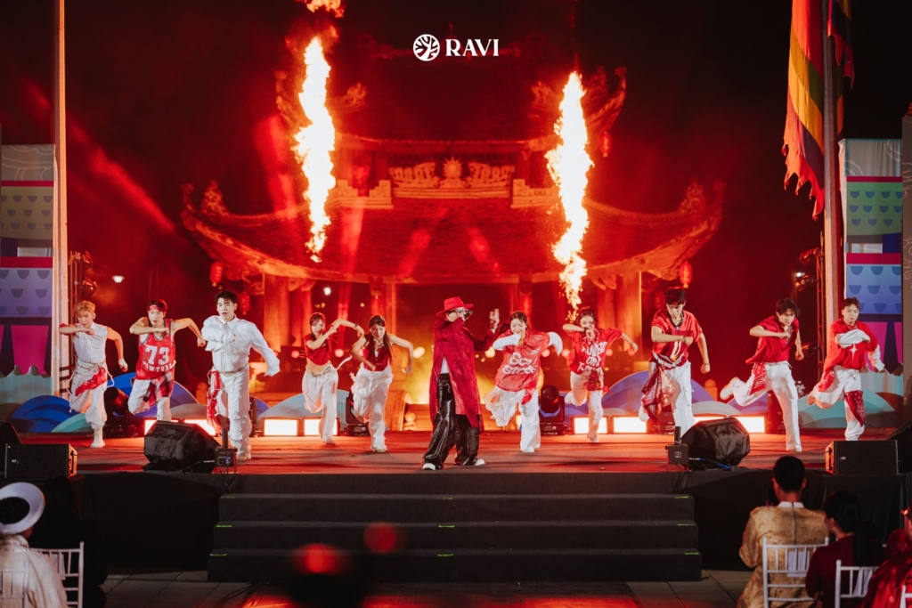 ravi9